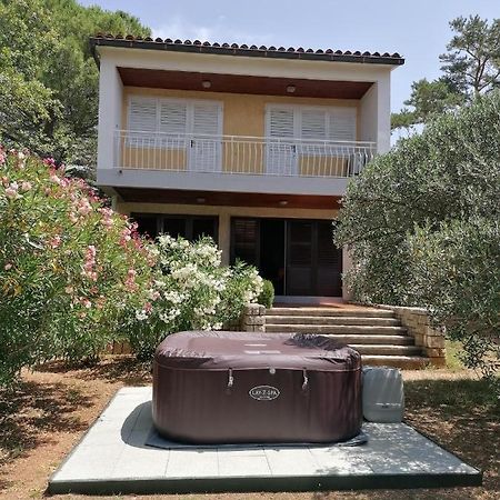 Guesthouse Butkovic Punat Exterior photo